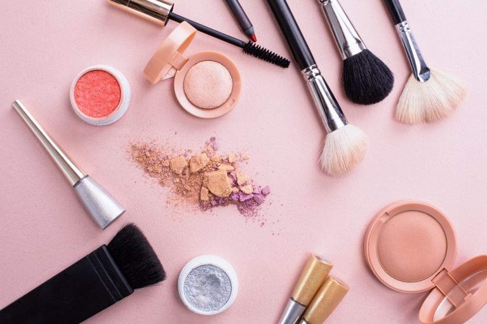 4 MAKEUP ESSENTIALS TO UPGRADE YOUR LOOK FOR ANY BUDGET