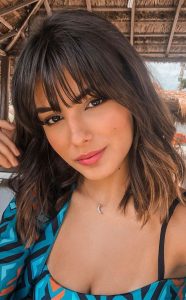 The Best Medium-Length Hairstyles to Make You More Stylish