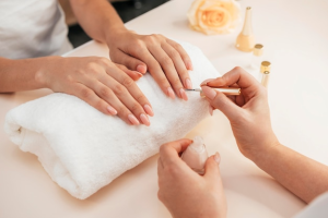 Summer Manicure Designs That Will Make You Cool