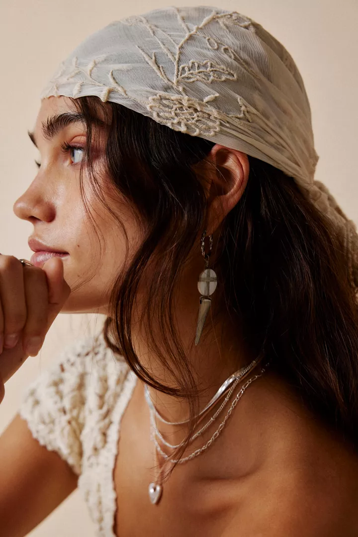 Summer Essentials That Fashion Girl Will Love
